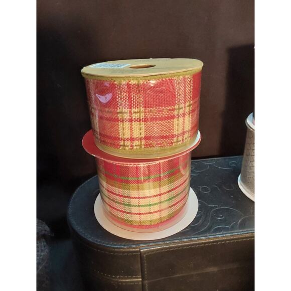 Christmas Ribbon 4 rolls 2 wired 2 regular total 69 ft Bow Making Decoration - Picture 2 of 3